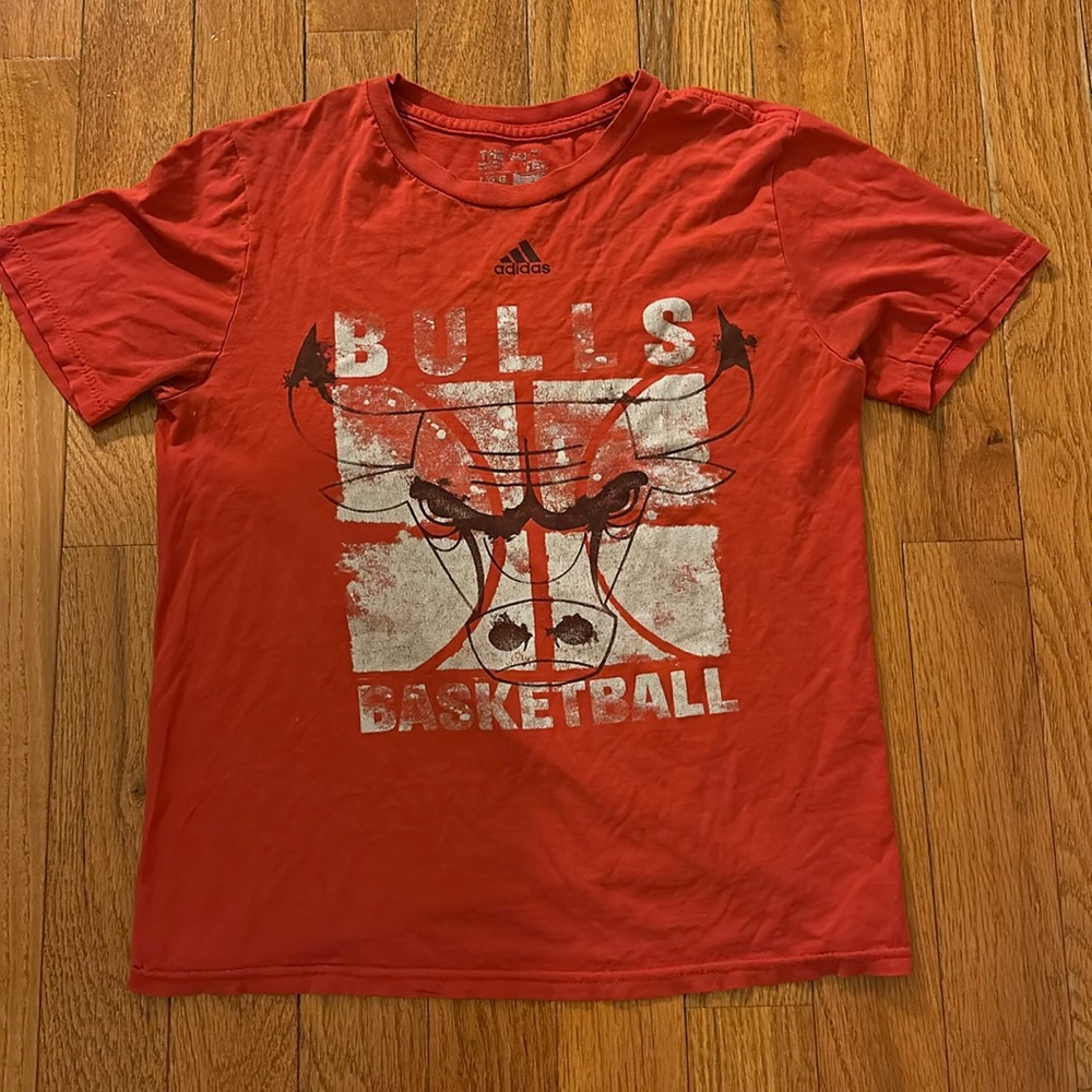 Adidas Bulls Tee shirt